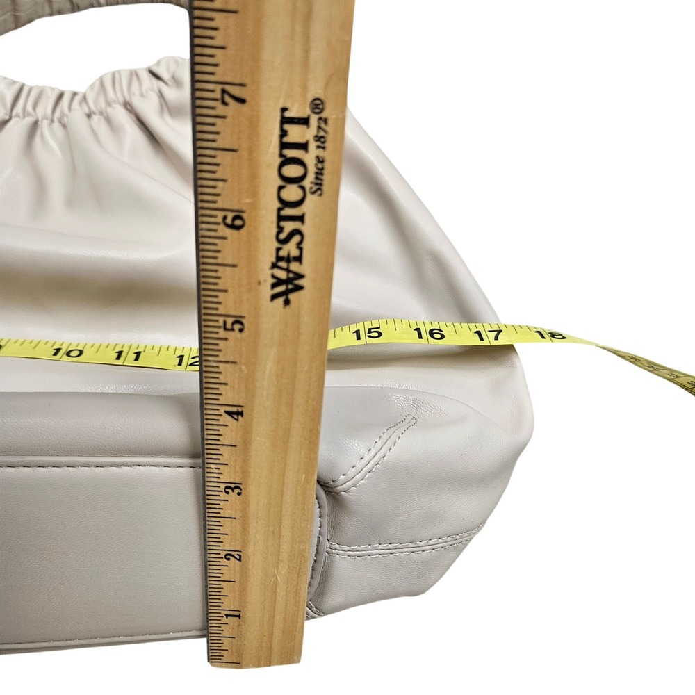 Oak + Fort Shoulder Bag Beige Ruched Vegan Leather Slouchy Hobo‎ Minimalist - Picture 9 of 10